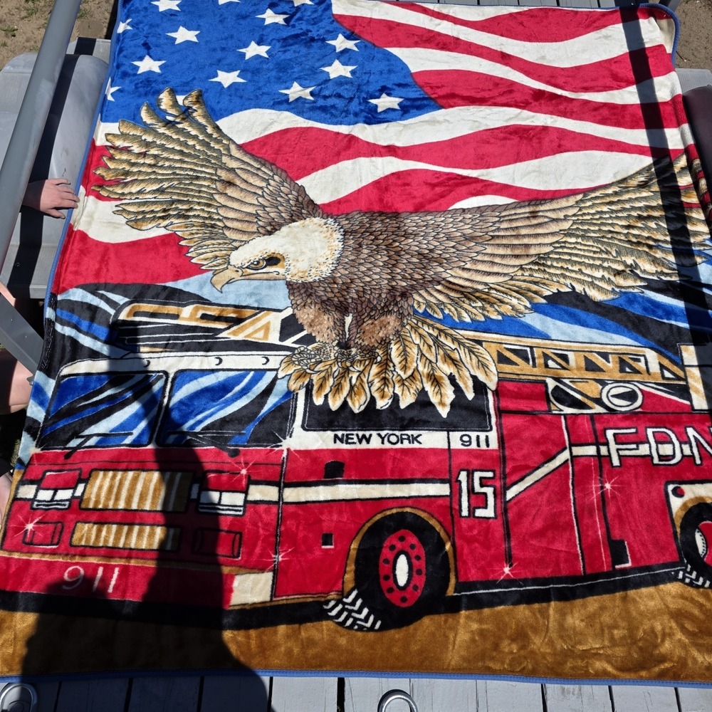 Patriotic FDNY Blanket New York Fire Truck Fireman Eagle USA Flag 88" x‎ 81" 911
